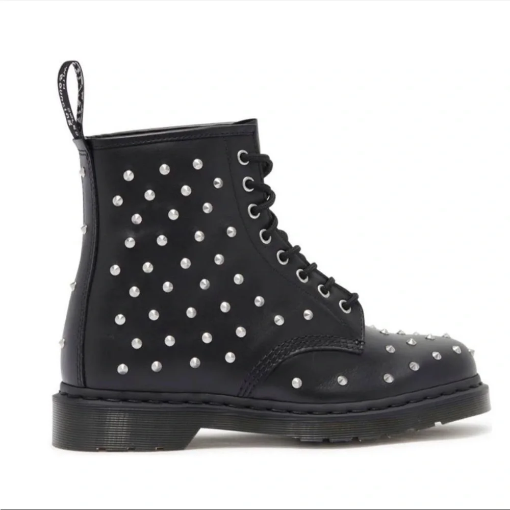 Dr. Martens Studded Combat Boots Size 5 - NEW IN BOX - Picture 3 of 8